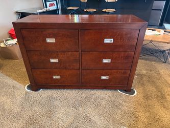 Pali Novara 6-drawer dresser