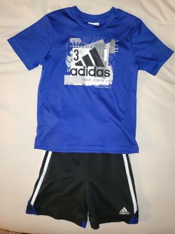 BOYS ADIDAS SIZE 4-T  2 T-SHIRT 1 PAIR SHORTS 