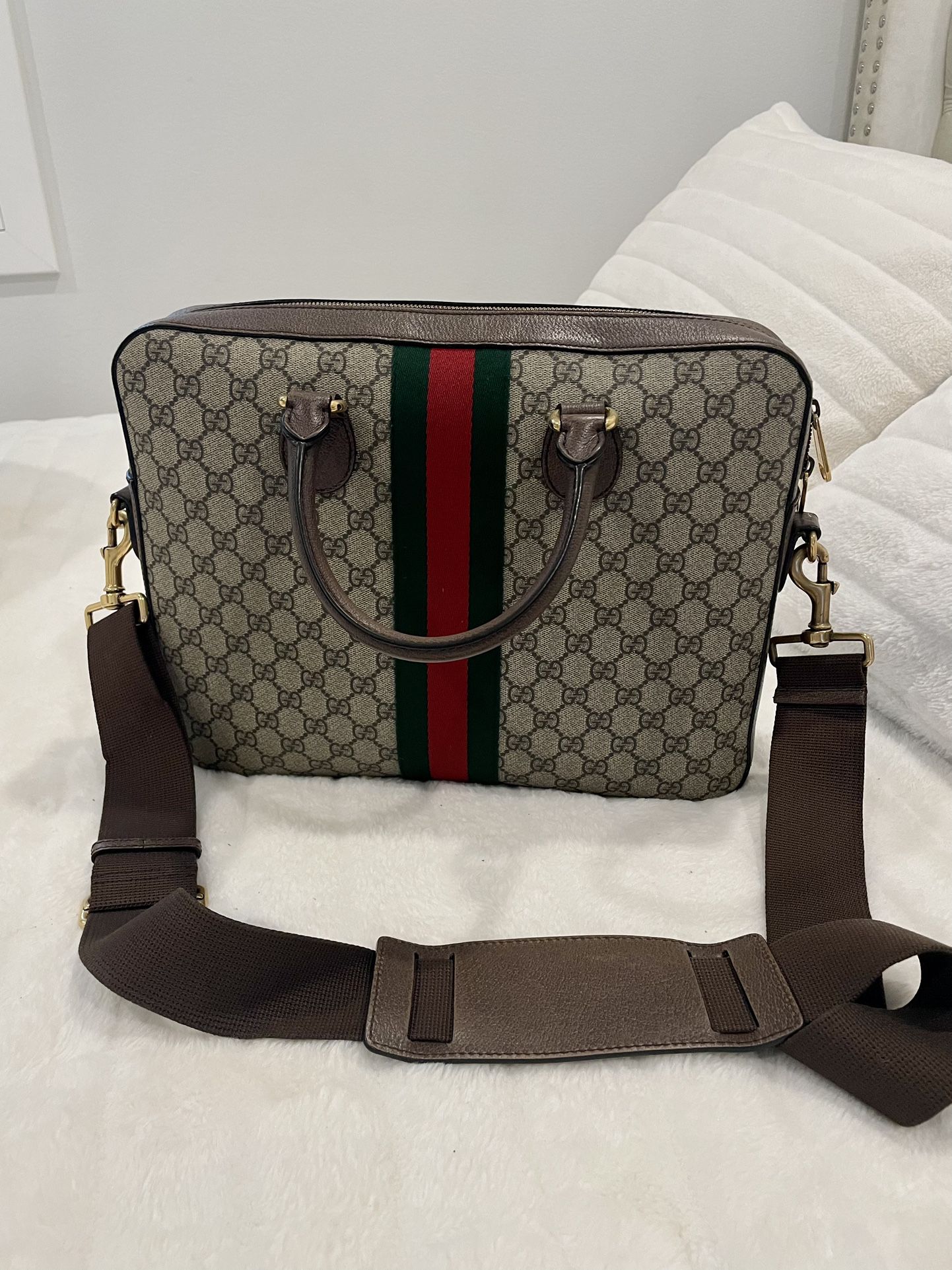 LOUIS VUITTON Damier Graphite Computer Sleeve PM PC Laptop Cover for Sale  in West Los Angeles, CA - OfferUp