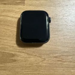 Apple Watch Series 5 Aluminum 44MM
