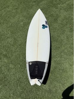 6’1 surfboard