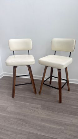 Counter height barstools￼