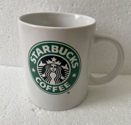 2008 Starbucks Large Logo Coffee Mug 11.5oz 