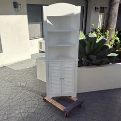 Corner Cabinet 