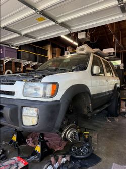 1997 Infiniti QX4 For Parts