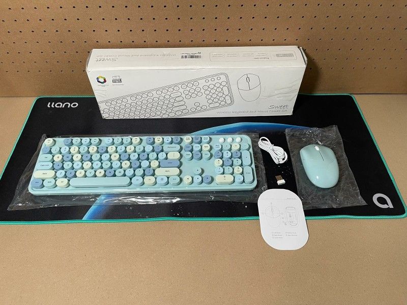 New MOFII Wireless Keyboard and Mouse Set, Retro Full Size Typewriter Keyboard W/ Number Pad and Sport Car Mouse for PC Computer Desktop Laptop Window