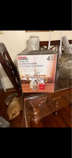 Cruet set