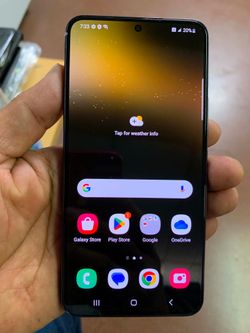 Galaxy S22 5G 128gb of storage  Carrier: AT$T Unlock for any other carrier  NO TRADES. Pick up only at 2945 W McDowell avenue phoenix ax 85009 Our ope