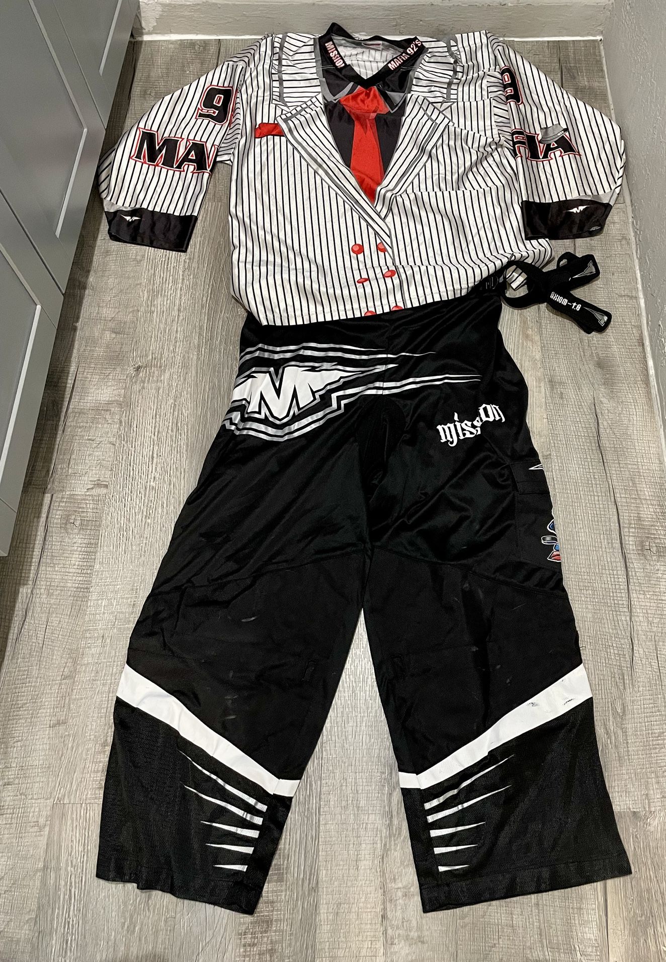 Mission ice roller hockey pants M and mafia jersey L