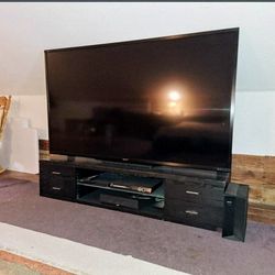 Entertainment center tv stand