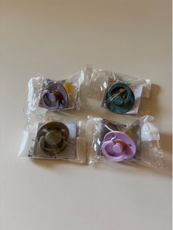 BIBS Pacifiers Size 2 - Brand New Sealed (4 Pack)
