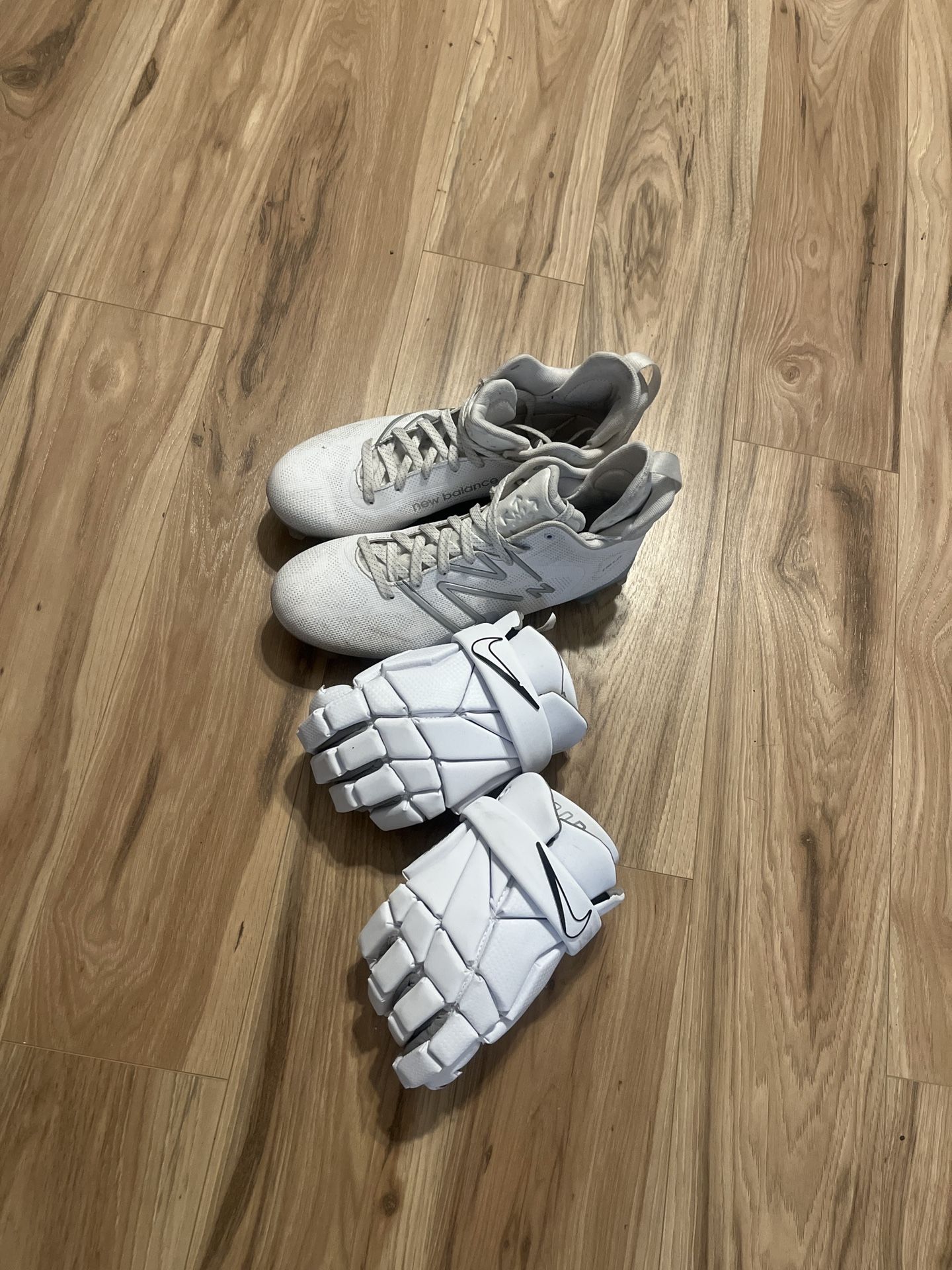 Lacrosse Cleats and Gloves Set