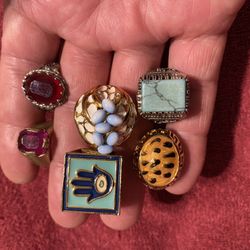 Lot Of 6 Beautiful Women Rings 