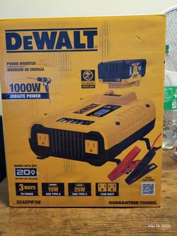 DEWALT 1000W Power Inverter (Model DXAEPIP3W)
