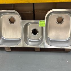 Triple Bowl Sink