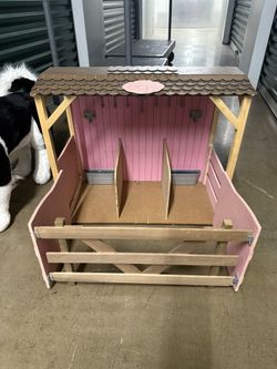 Horse Barn toy