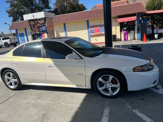 Pontiac bonneville v8