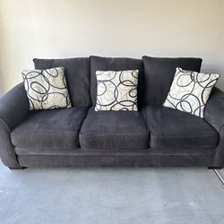 Excellent Condition Sofa