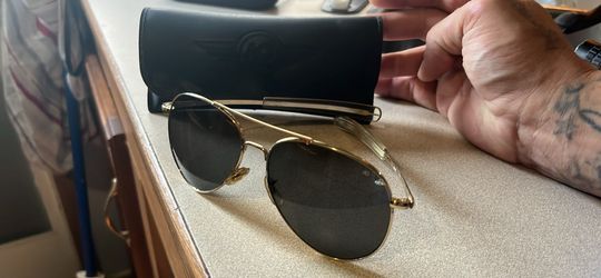 1970s  23k gold Vintage pilot sunglasses