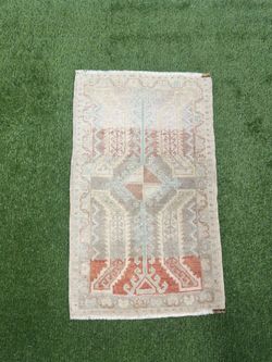 Vintage Turkish Oushak Rug, Faded Cream Blue Terracotta Wool Rug, Distressed Geometric Design, Small Accent Rug 1.10x3.2