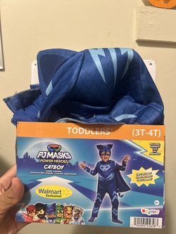 Costume