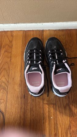 Avia Women's Black and Pink Sneakers