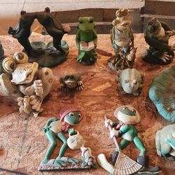 Frog Yard Ornaments 