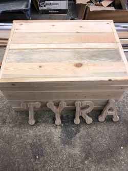 Personalized toy boxes