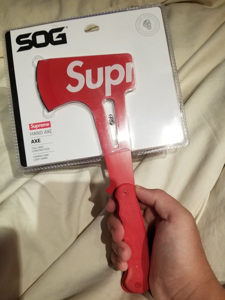 Supreme SOG Axe
