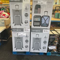 2 Piece Luggage Set