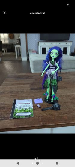 MONSTER HIGH AMANITA NIGHTSHADE DOLL 2014