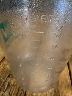 Webstraurant Plastic Measuring Pitcher 2qt.