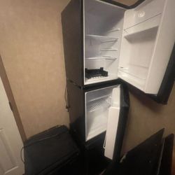Mini Fridge 