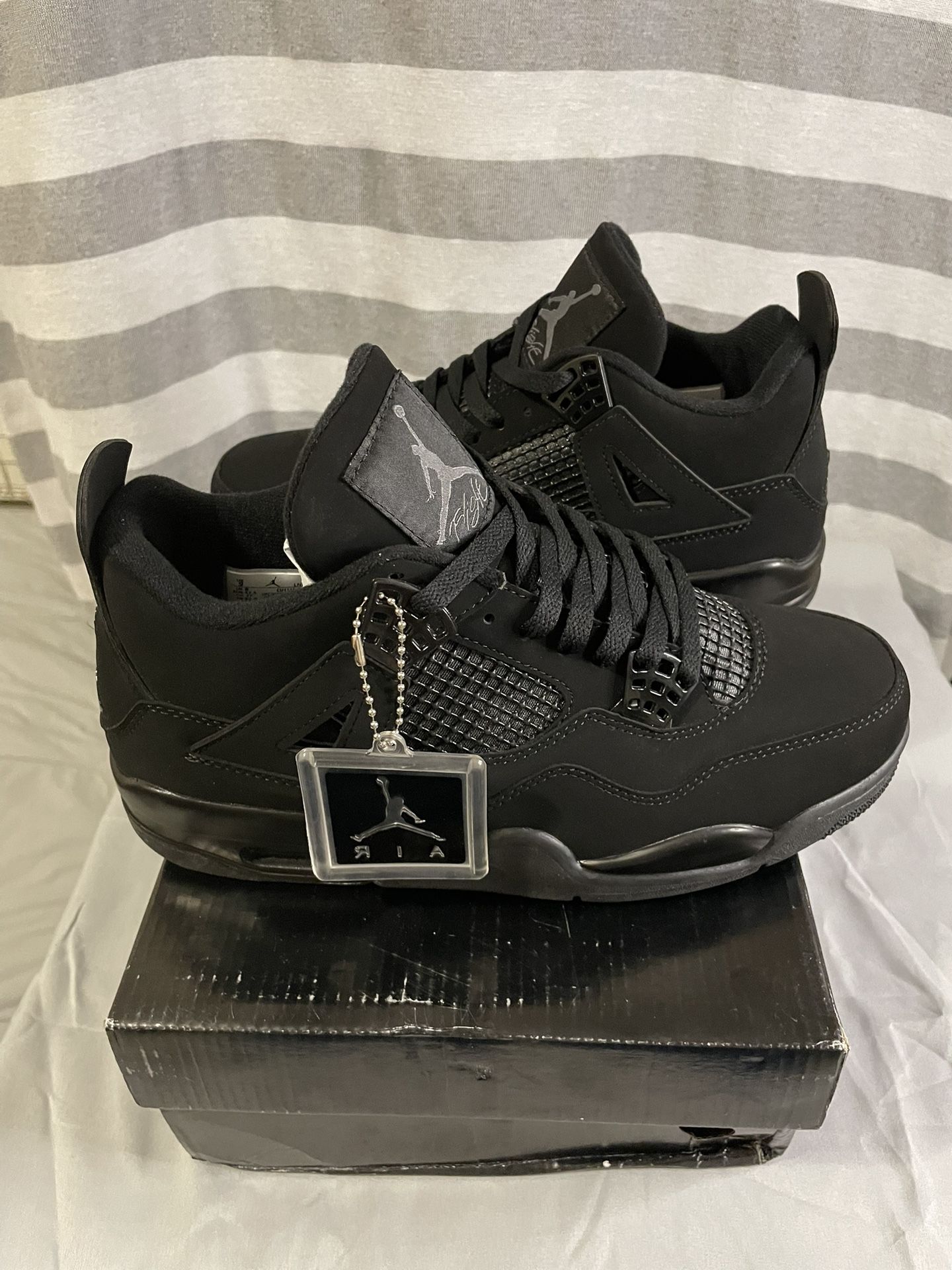 Jordan 4 Black Cats