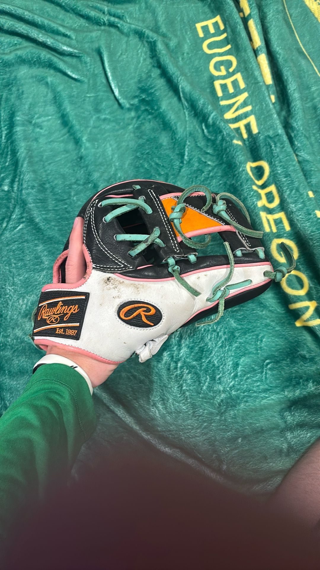 11.5 Spurs Rawlings Glove