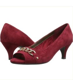 (NEW) 8.0 Aerosoles Made of Honor Dark Red Suede