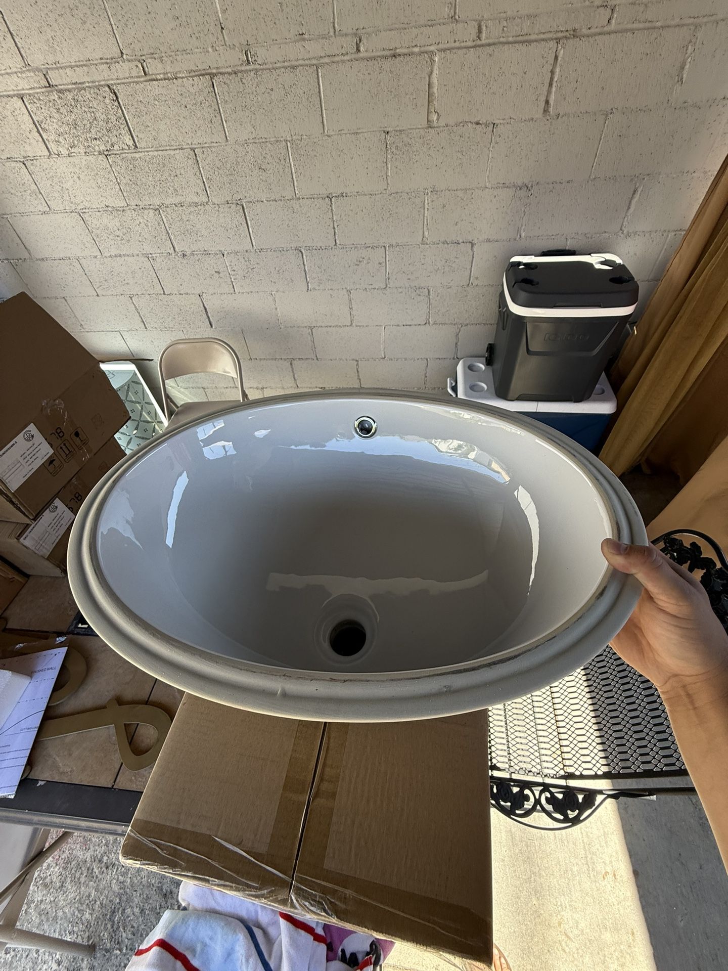 Under mount Bathroom Sink