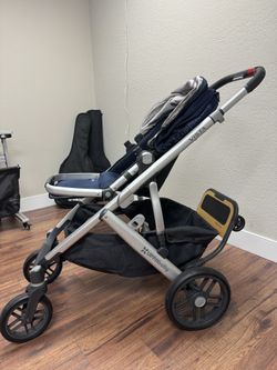 Uppa Baby Vista Stroller And Kickboard