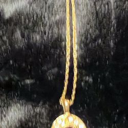 NECKLACE, NEW!