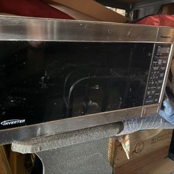 Panasonic Countertop Microwave 