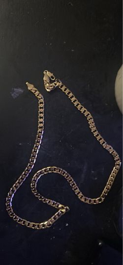 14K Yellow Gold Cuban Link Chain 22”