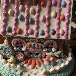 Light Up Gingerbread House 