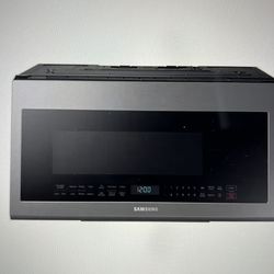Samsung 30in 2.1cu ft Over the Range Microwave 