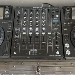 DJM750mk2 + XDJ1000 + XDJ1000mk2 + 3 decksaver covers
