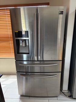 Refrigerator Samsung NOT FREE