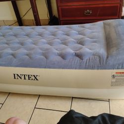 Intel Inflatable Mattress 18" With Felt Top And Head Rest