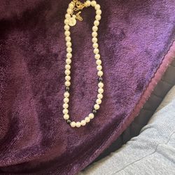 necklace pearls 