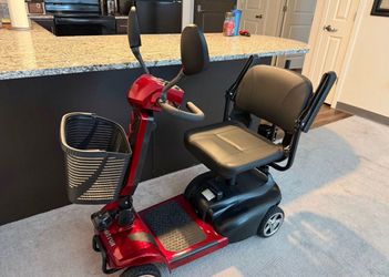 Sit down electric scooter