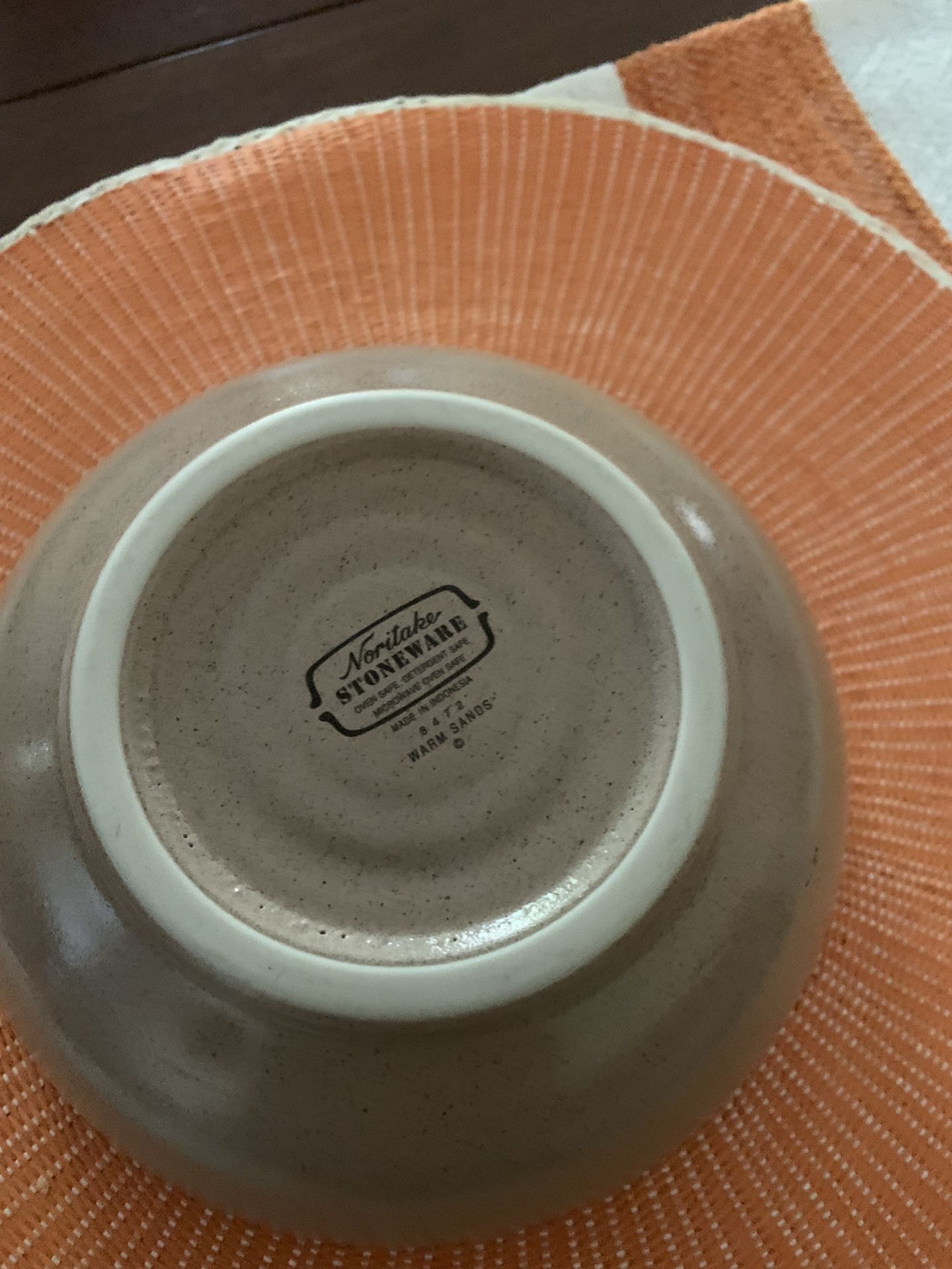 Noritake (Stoneware) Serving Dishes, Bowl, Cream Dish, and Gravy Server. Dinnerware & Serveware