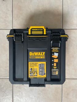 DEWALT TOUGHSYSTEM 2.0 Deep Compact Toolbox